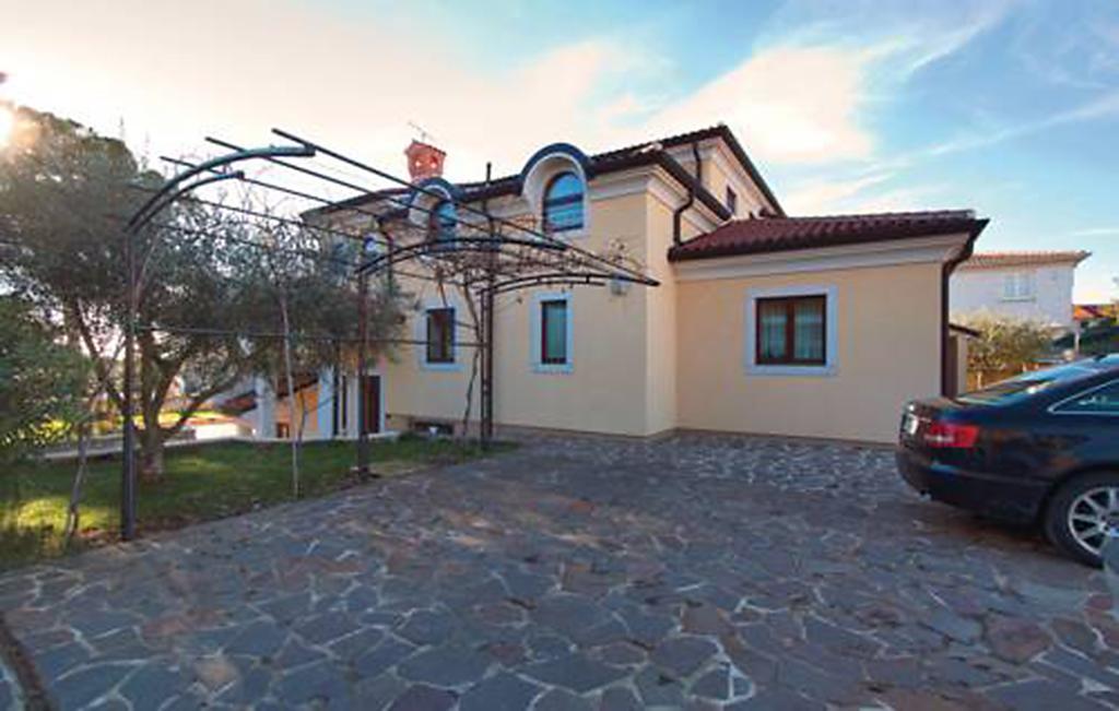 Apartments Villa Teuta Умаг Екстериор снимка