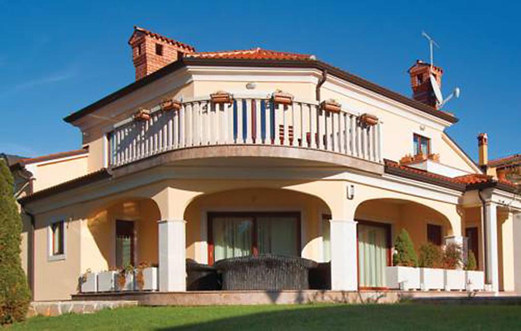 Apartments Villa Teuta Умаг Екстериор снимка
